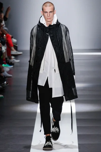 Look 5